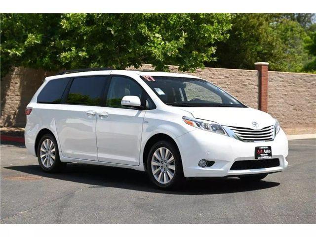 2017 Toyota Sienna
