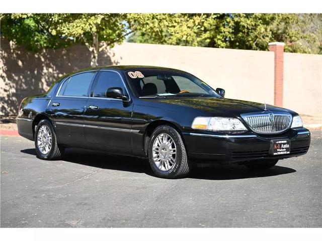 2008 Lincoln Town Car