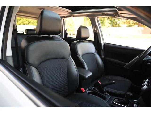 Photo of 2018 Crystal White Pearl Subaru Forester