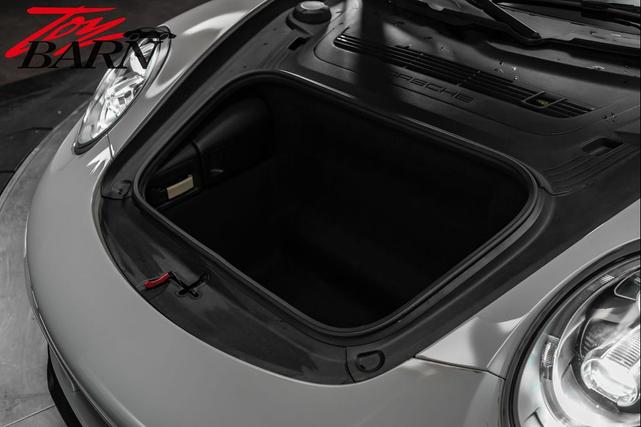 Photo of 2018 Jet Black Metallic Porsche 911