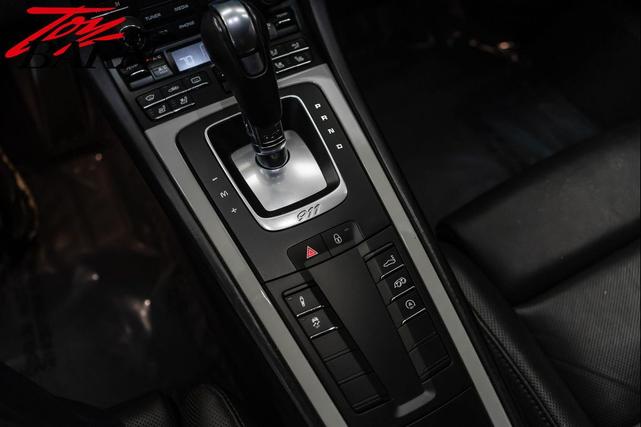 Photo of 2018 Jet Black Metallic Porsche 911