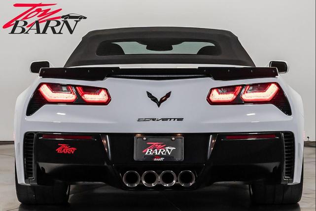 Photo of 2019 Arctic White Chevrolet Corvette