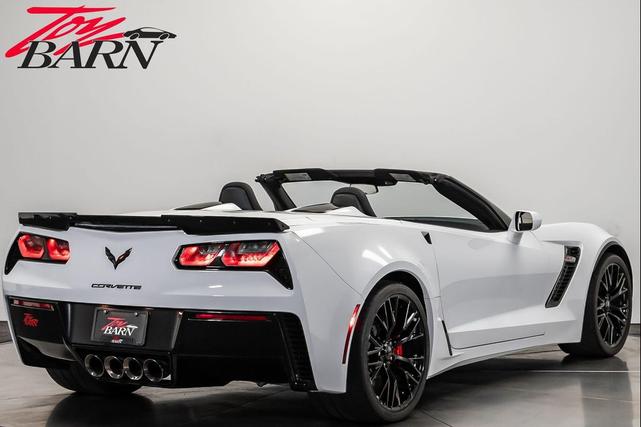 Photo of 2019 Arctic White Chevrolet Corvette