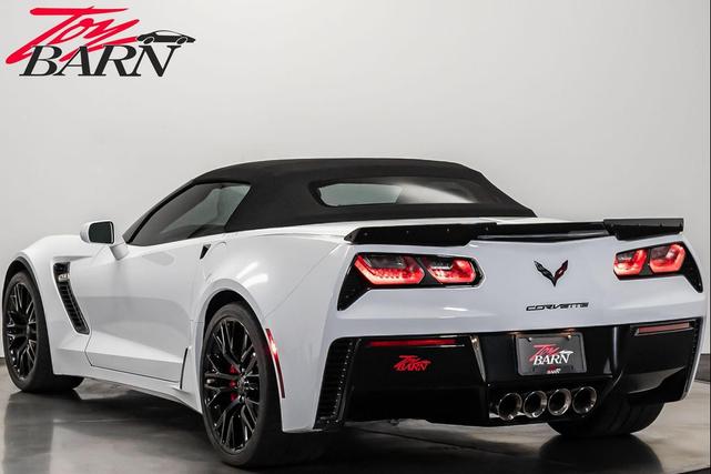 Photo of 2019 Arctic White Chevrolet Corvette
