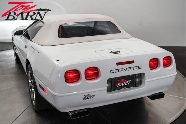 Photo of 1995 White Chevrolet Corvette