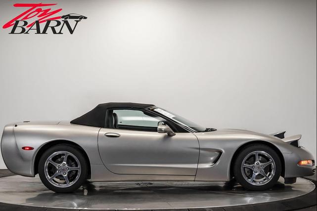 Photo of 2000 Light Pewter Metallic Chevrolet Corvette