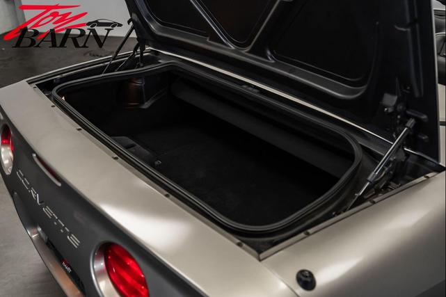 Photo of 2000 Light Pewter Metallic Chevrolet Corvette