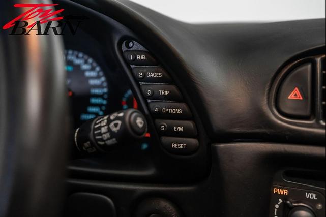 Photo of 2000 Light Pewter Metallic Chevrolet Corvette