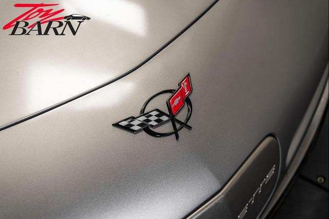 Photo of 2000 Light Pewter Metallic Chevrolet Corvette