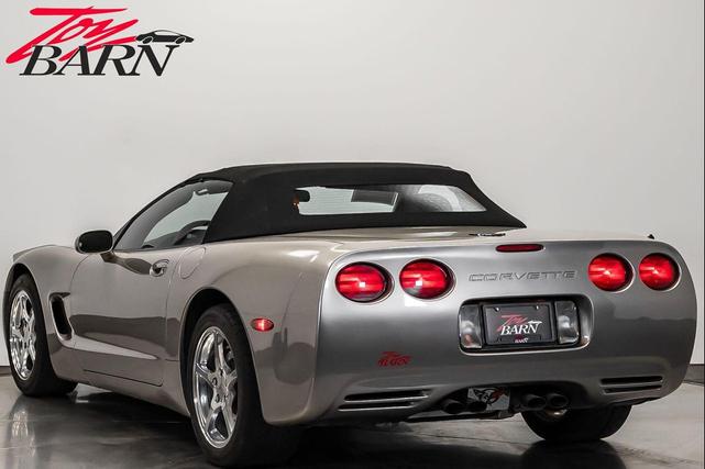 Photo of 2000 Light Pewter Metallic Chevrolet Corvette