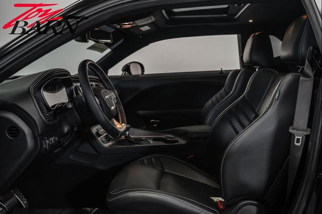 Photo of 2023 Pitch Black Clearcoat Dodge Challenger