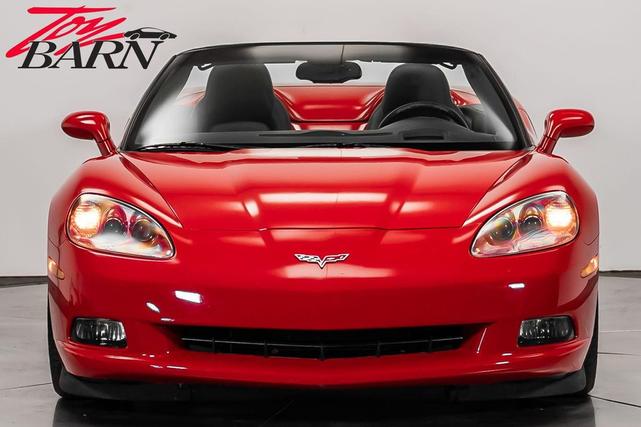 Photo of 2005 Victory Red Chevrolet Corvette