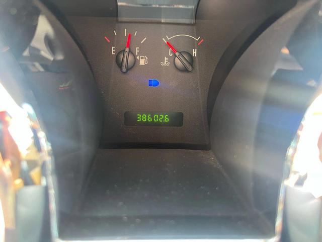 Photo of 2008 Red Ford Mustang