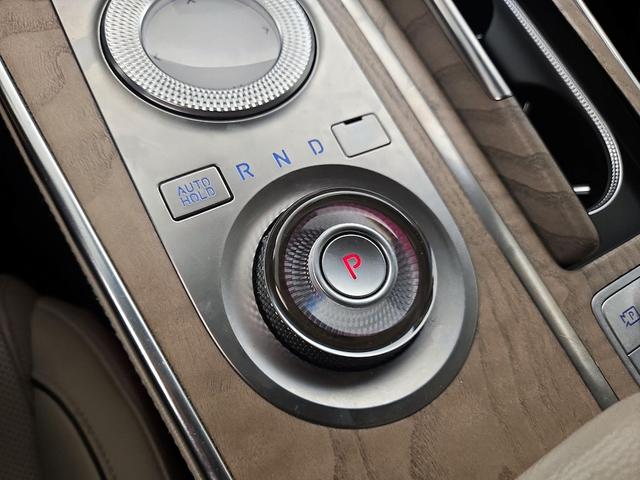 Photo of 2021 Silver Genesis GV80