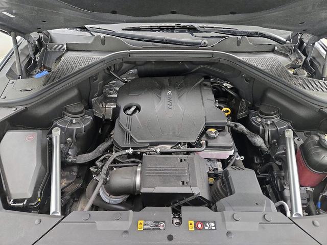 Photo of 2021 Silver Genesis GV80