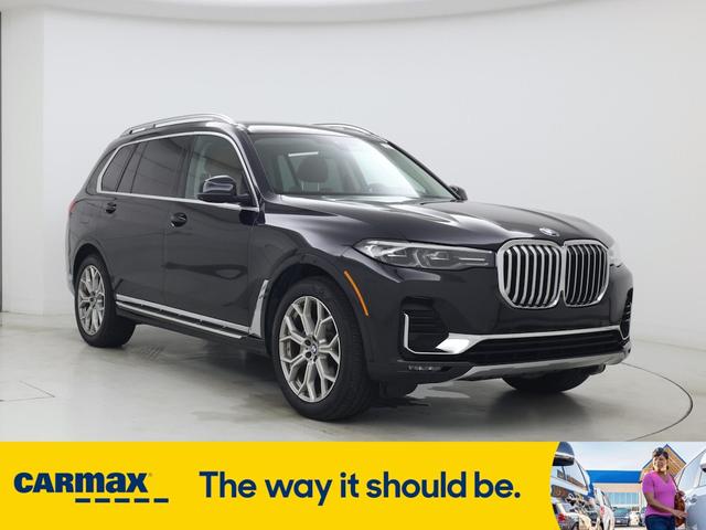2021 BMW X7
