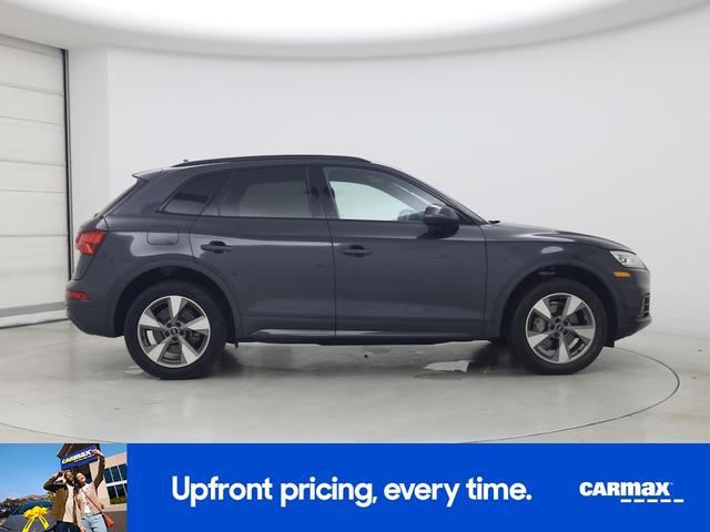 Photo of 2020 Gray Audi Q5