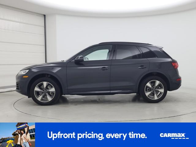 Photo of 2020 Gray Audi Q5