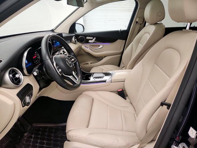 Photo of 2021 Blue Mercedes-Benz GLC 300