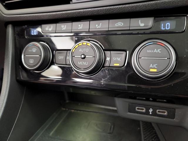 Photo of 2021 White Volkswagen Jetta