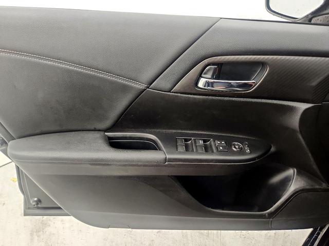 Photo of 2017 Black Honda Accord