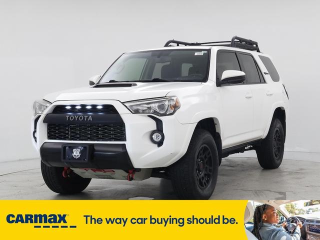 Photo of 2019 White Toyota 4Runner