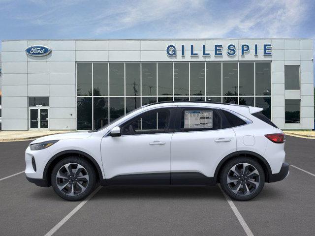 Photo of 2025 Star White Metallic Tri-Coat Ford Escape