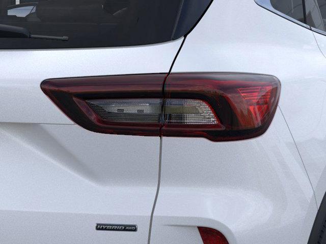 Photo of 2025 Star White Metallic Tri-Coat Ford Escape