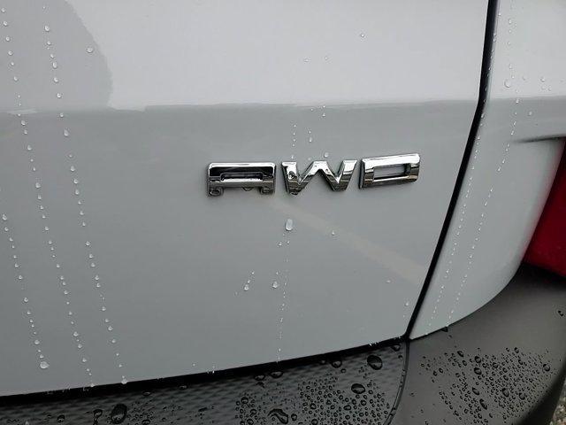 Photo of 2025 Space Silver Metallic Ford Escape