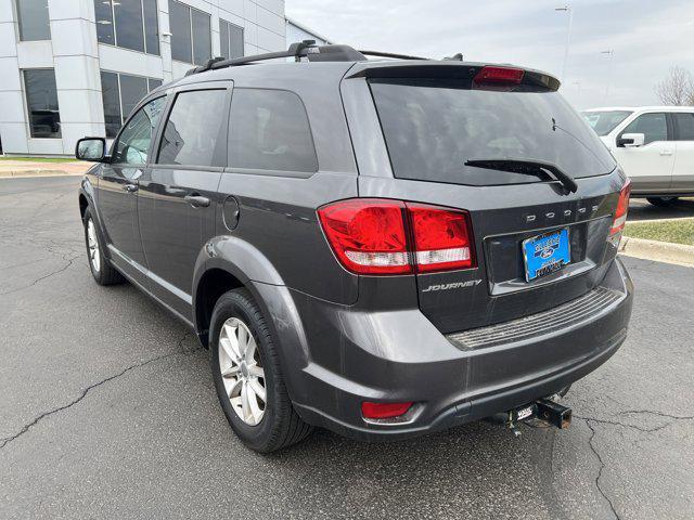 Photo of 2014 Granite Crystal Metallic Clearcoat Dodge Journey