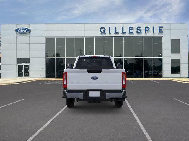 Photo of 2025 Oxford White Ford F-350