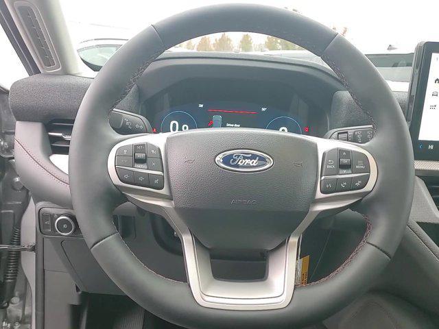 Photo of 2025 Iconic Silver Metallic Ford Explorer