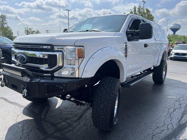 Photo of 2021 Oxford White Ford F-250