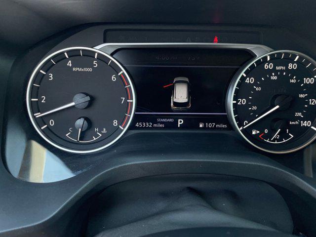 Photo of 2023 Pearl White Tricoat Nissan Rogue