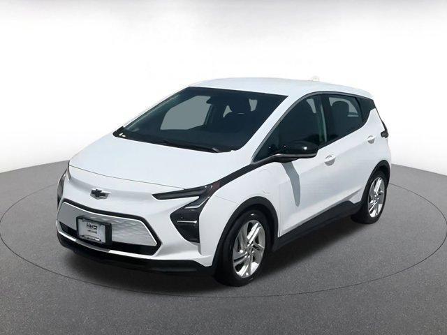 Photo of 2023 Summit White Chevrolet Bolt EV