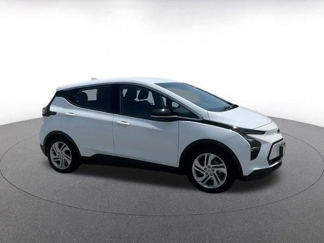 Photo of 2023 Summit White Chevrolet Bolt EV