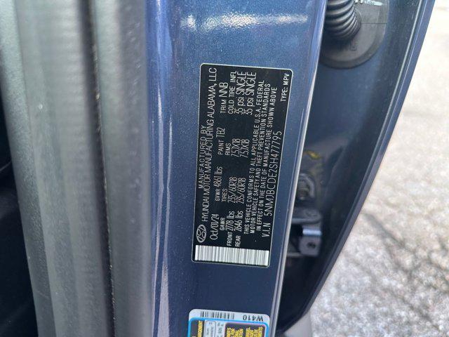 Photo of 2025 Atlantis Blue Hyundai TUCSON