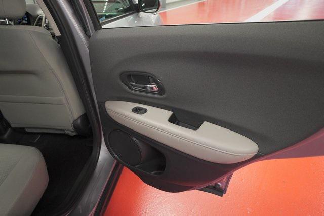 Photo of 2019 Modern Steel Metallic Honda HR-V