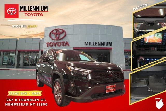 Photo of 2022 Midnight Black Metallic Toyota RAV4