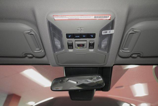 Photo of 2022 Midnight Black Metallic Toyota RAV4