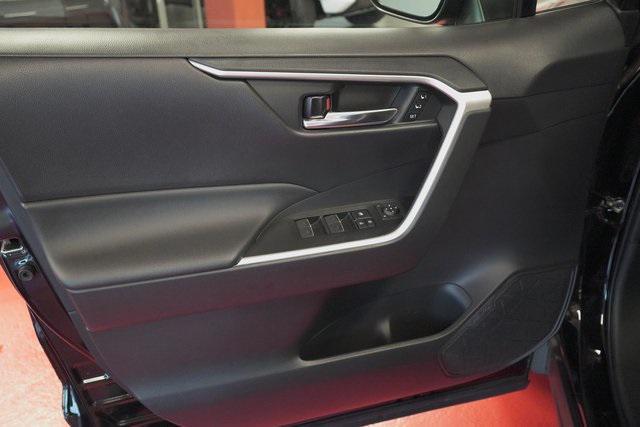 Photo of 2022 Midnight Black Metallic Toyota RAV4