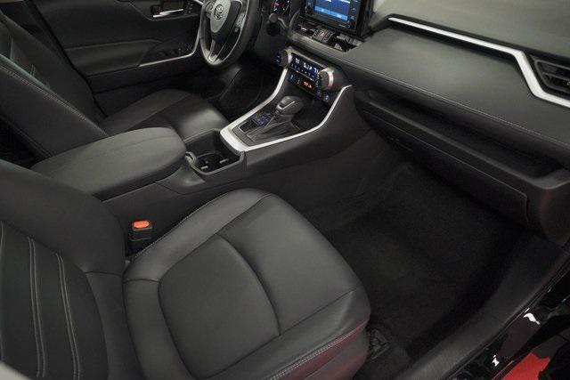 Photo of 2022 Midnight Black Metallic Toyota RAV4