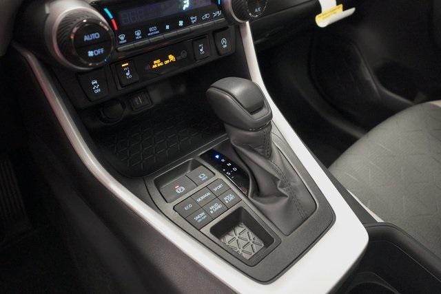 Photo of 2025 Ice Cap Toyota RAV4