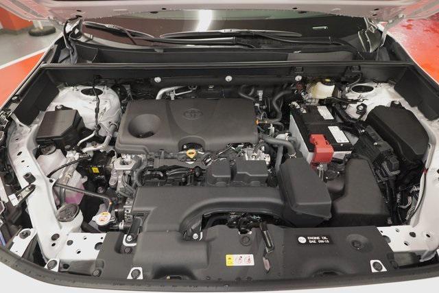 Photo of 2025 Ice Cap Toyota RAV4