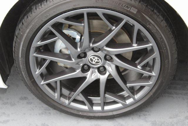 Photo of 2025 Ice Cap Toyota Camry