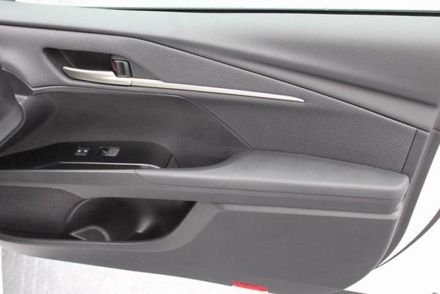 Photo of 2025 Ice Cap Toyota Camry