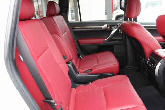 Photo of 2023 Eminent White Pearl Lexus GX 460