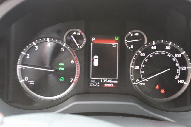 Photo of 2023 Eminent White Pearl Lexus GX 460