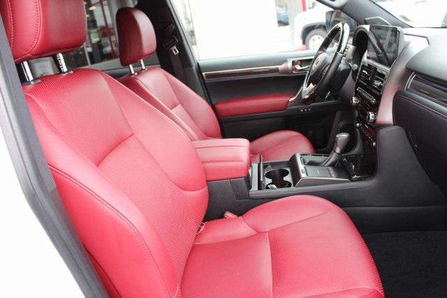 Photo of 2023 Eminent White Pearl Lexus GX 460