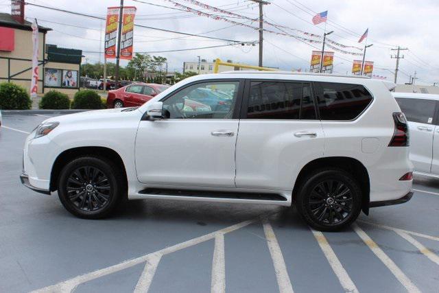Photo of 2023 Eminent White Pearl Lexus GX 460